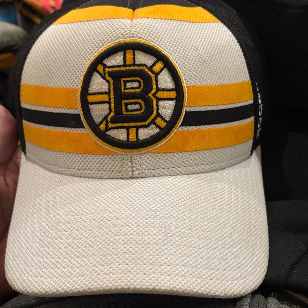 Reebok Boston Bruins Hat SnapBack